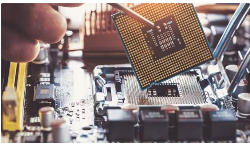 Производство электроники потребует более 4 млн человек – госслужащий